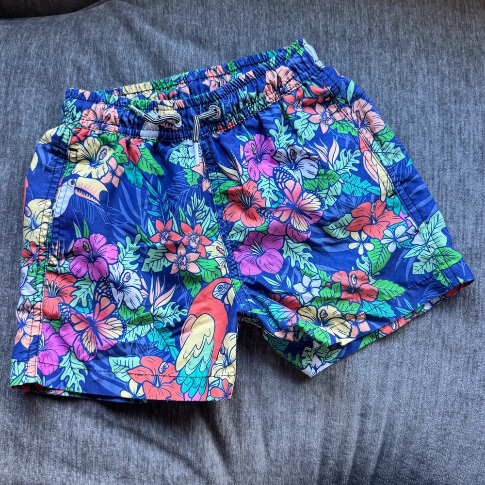 Boardies boys swim trunks - size 3/4